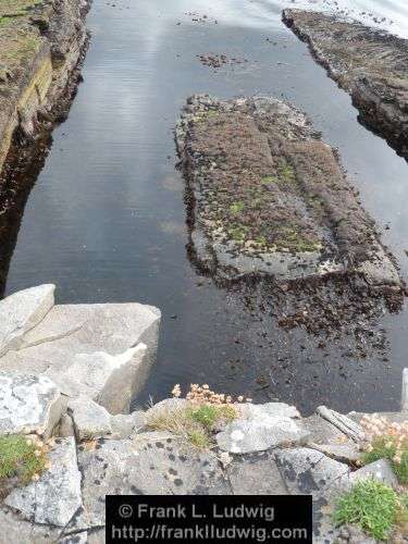 Around Downpatrick Head